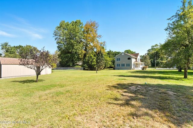 102 Colts Neck Road, Farmingdale, NJ 07727