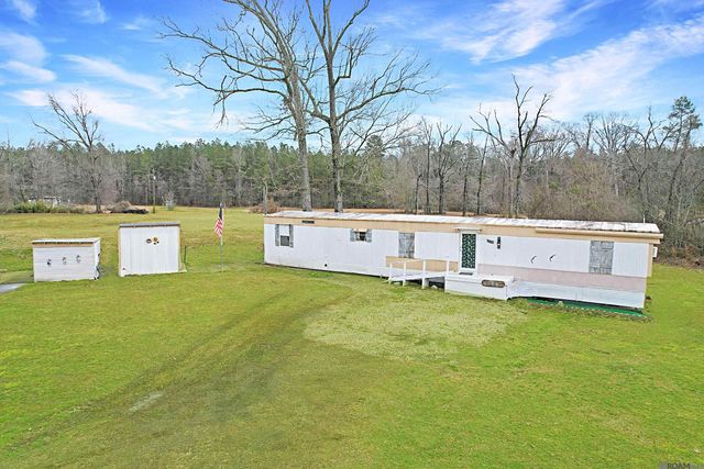 37230 R & R Dr, Walker, LA 70785