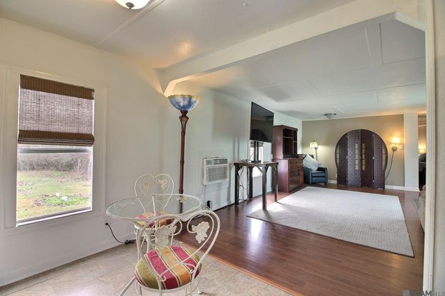 37230 R & R Dr, Walker, LA 70785