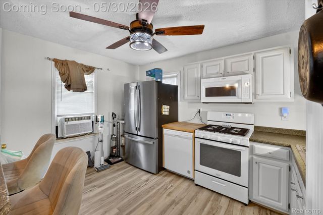 4048 Niagara Street, Wayne, MI 48184