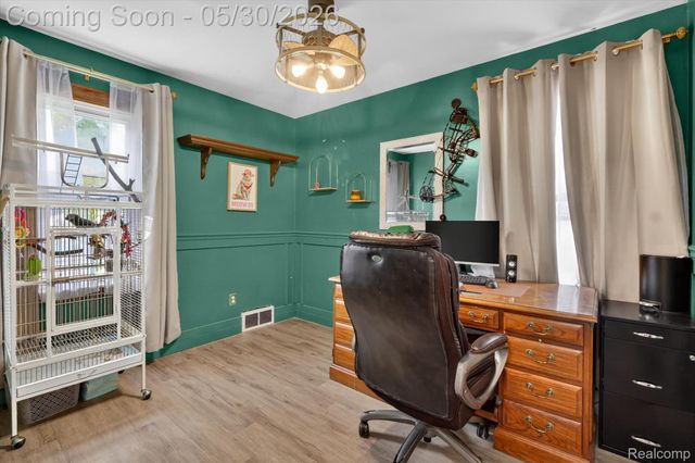 4048 Niagara Street, Wayne, MI 48184