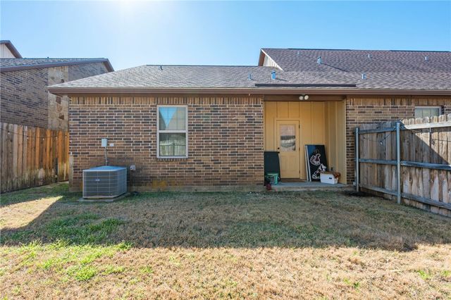 3201 Cullen Trail, College Station, TX 77845