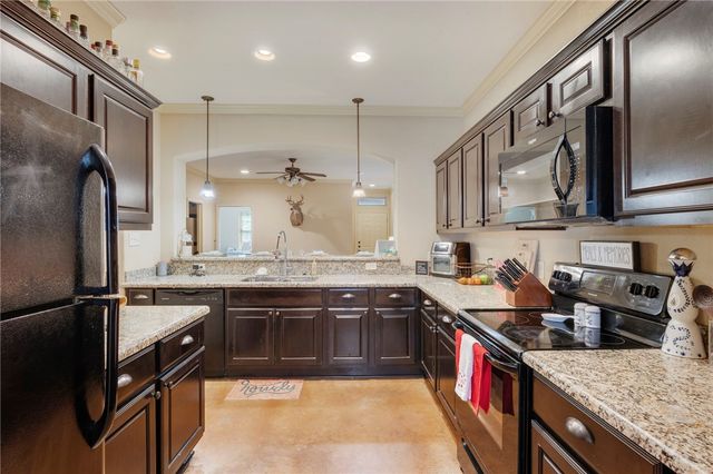 3201 Cullen Trail, College Station, TX 77845