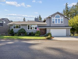 37950 Se JONSRUD Ln, Sandy, OR 97055