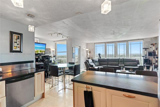 1351 NE Miami Gardens Dr PH15E, Miami, FL 33179