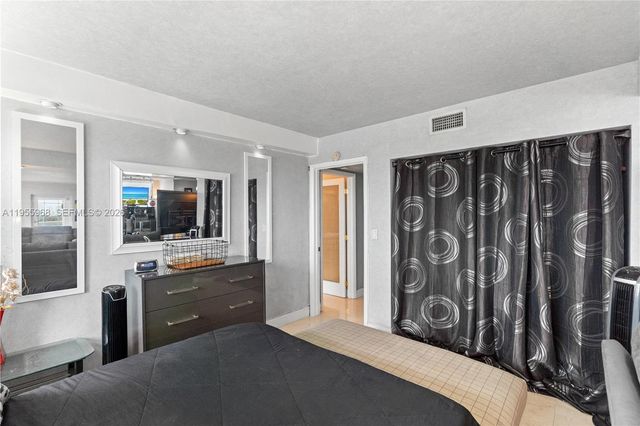 1351 NE Miami Gardens Dr PH15E, Miami, FL 33179