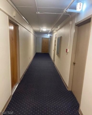 704 North Broad St. 6D D, Elizabeth City, NJ 07208