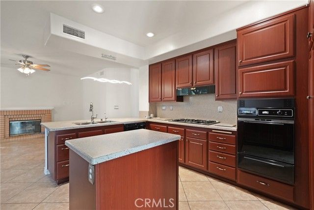 30536 Covecrest Cir, Menifee, CA 92584