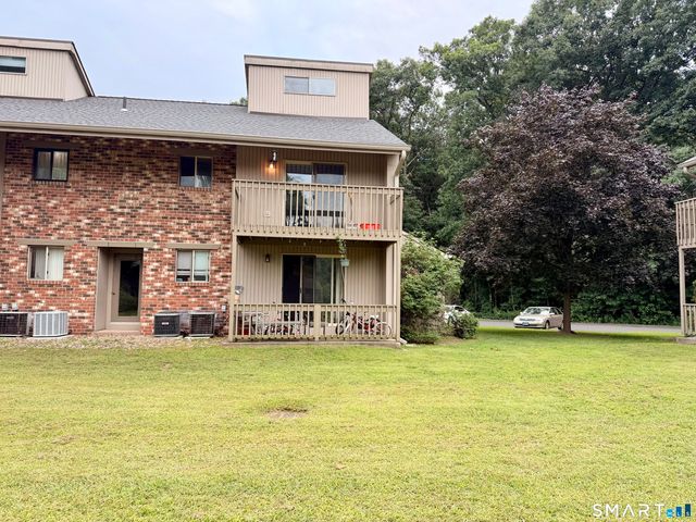 22 Amato Drive C, South Windsor, CT 06074