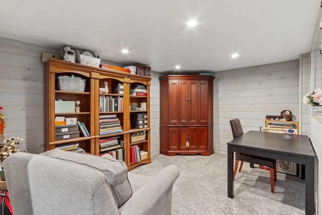 4515 Beverly LANE, Kenosha, WI 53142