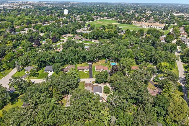4515 Beverly LANE, Kenosha, WI 53142