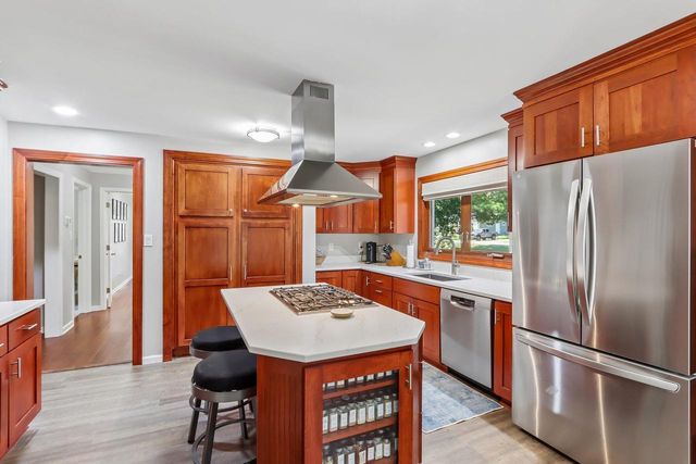 4515 Beverly LANE, Kenosha, WI 53142