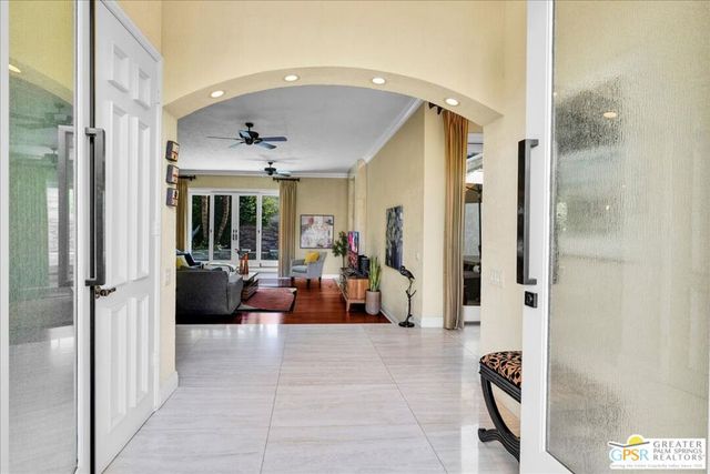 86 Magdalena Drive, Rancho Mirage, CA 92270