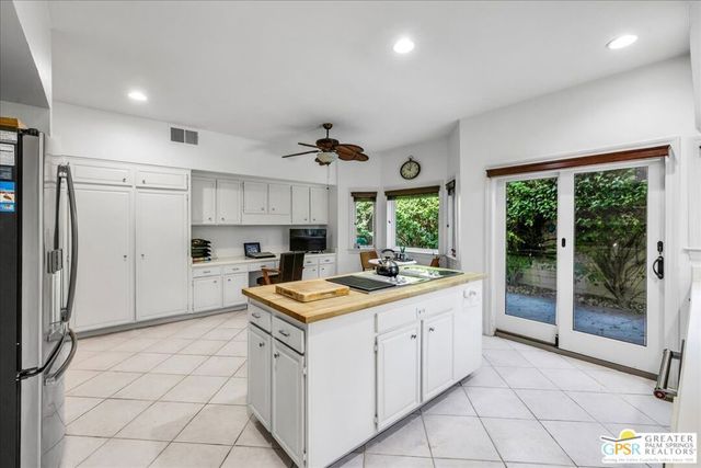 86 Magdalena Drive, Rancho Mirage, CA 92270