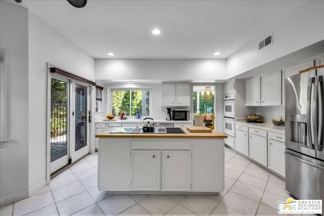 86 Magdalena Drive, Rancho Mirage, CA 92270