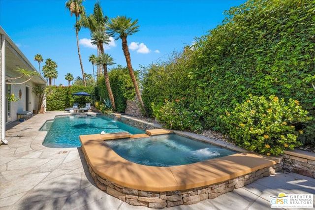 86 Magdalena Drive, Rancho Mirage, CA 92270