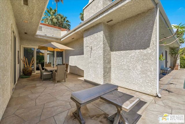 86 Magdalena Drive, Rancho Mirage, CA 92270