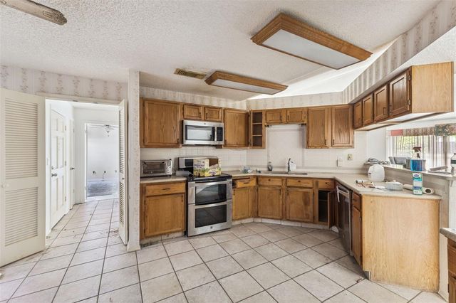 595 SILVERGATE LOOP, Lake Mary, FL 32746