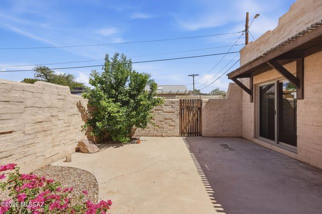3858 N Muriel Avenue, Tucson, AZ 85719