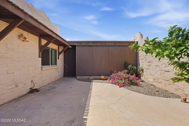 3858 N Muriel Avenue, Tucson, AZ 85719