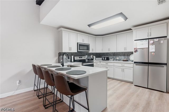 5692 Foxlake DR, North Fort Myers, FL 33917