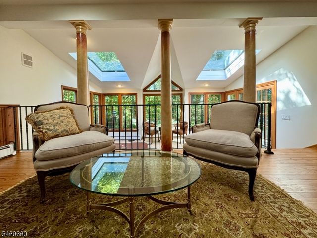 463 Laurel Ln, Kinnelon Boro, NJ 07405