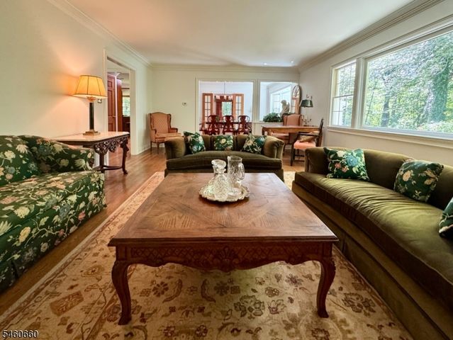 463 Laurel Ln, Kinnelon Boro, NJ 07405