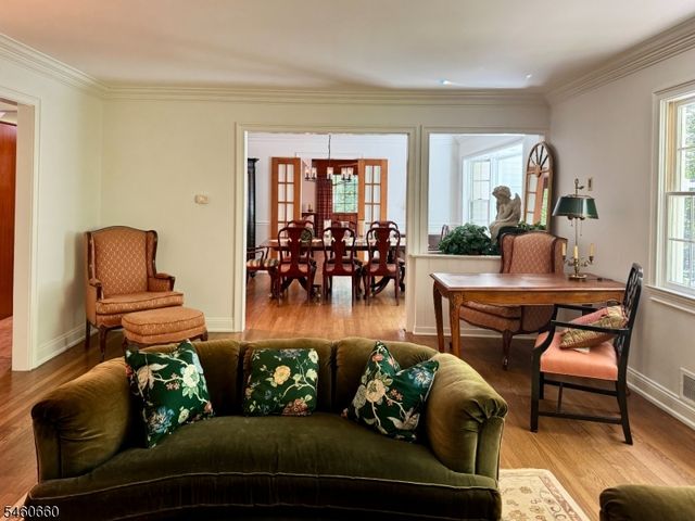 463 Laurel Ln, Kinnelon Boro, NJ 07405