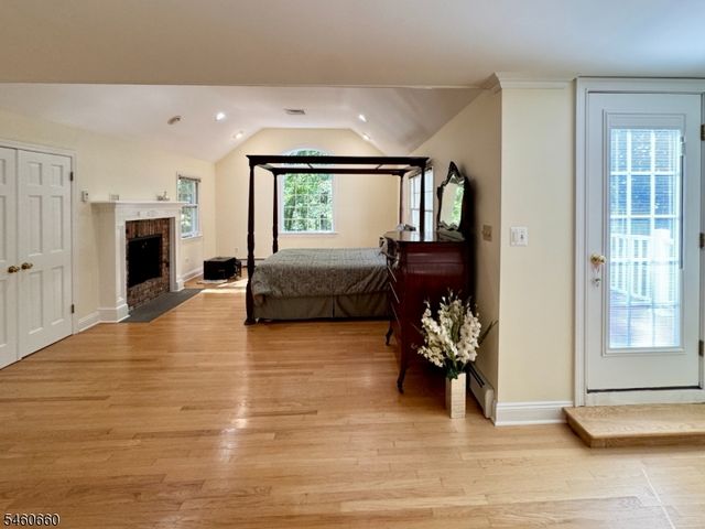463 Laurel Ln, Kinnelon Boro, NJ 07405