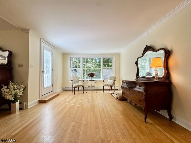 463 Laurel Ln, Kinnelon Boro, NJ 07405
