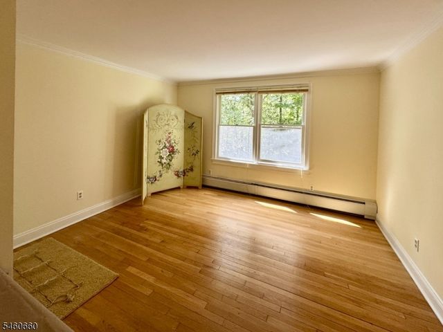 463 Laurel Ln, Kinnelon Boro, NJ 07405