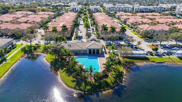 5961 London Lane, Tamarac, FL 33321