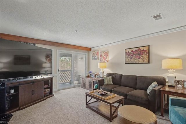 726 Graves Ordinary, Williamsburg, VA 23185