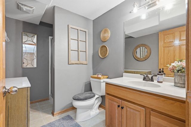 2407 Green Creek Road, Cedar Falls, IA 50613