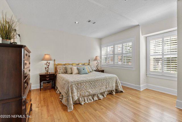 1112 COLOMBO Street, Jacksonville, FL 32207