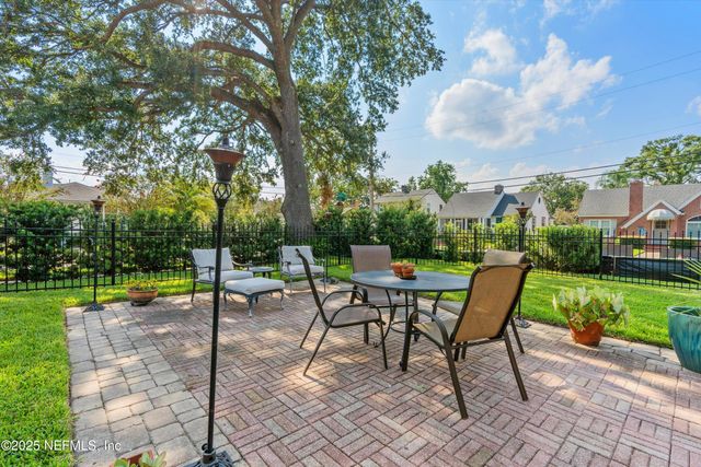 1112 COLOMBO Street, Jacksonville, FL 32207