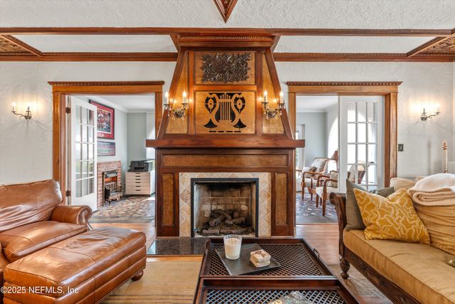 1112 COLOMBO Street, Jacksonville, FL 32207