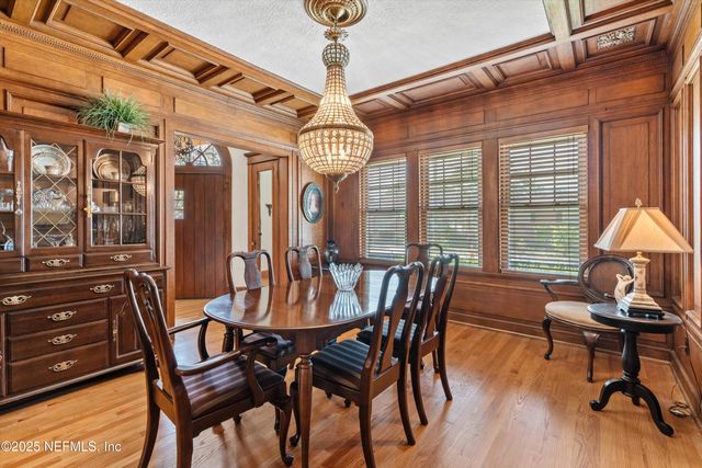 1112 COLOMBO Street, Jacksonville, FL 32207