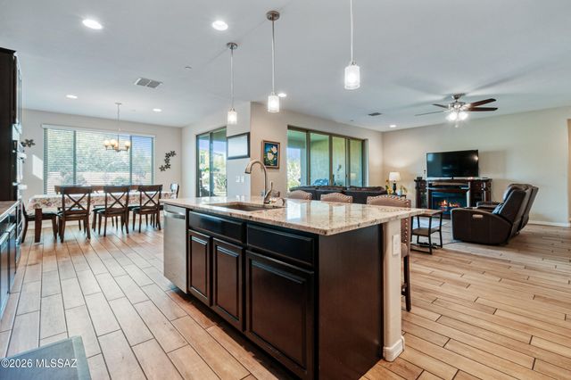 5040 W Paseo Rancho Acero, Tucson, AZ 85742