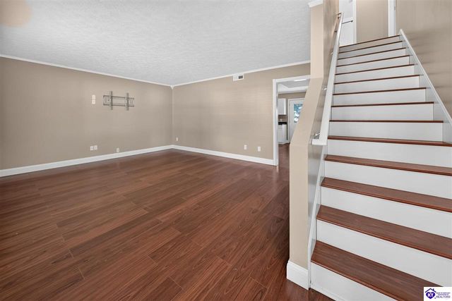 200 Scarlet Avenue, Radcliff, KY 40160