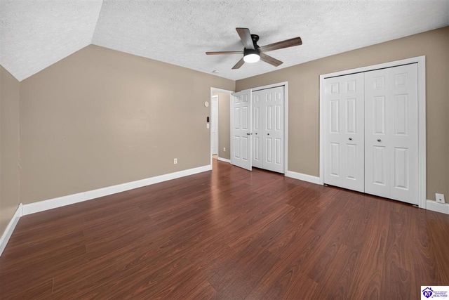 200 Scarlet Avenue, Radcliff, KY 40160