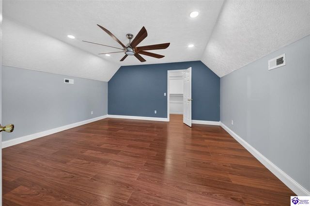 200 Scarlet Avenue, Radcliff, KY 40160