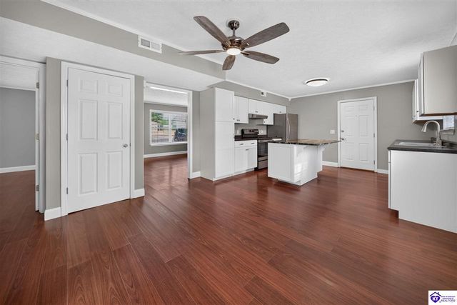 200 Scarlet Avenue, Radcliff, KY 40160