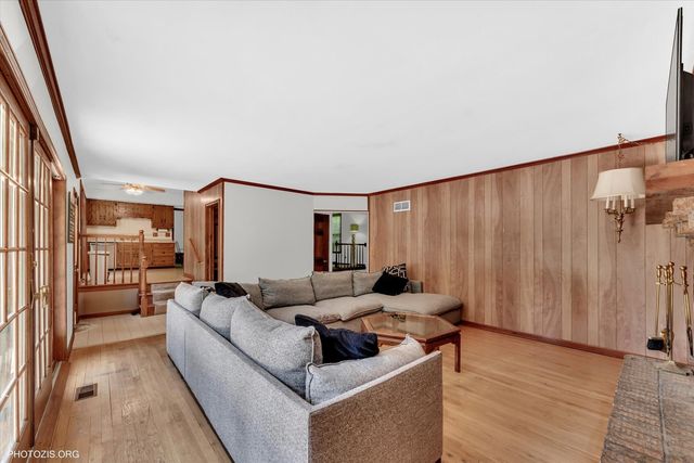 24341 W 103rd Street, Naperville, IL 60564