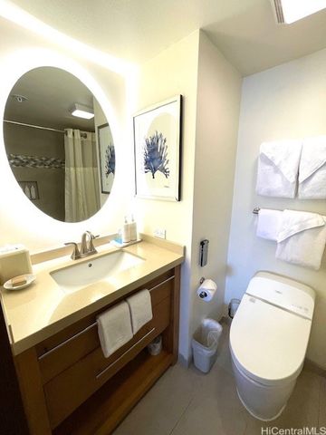 2470 Kalakaua Avenue 2401, Honolulu, HI 96815