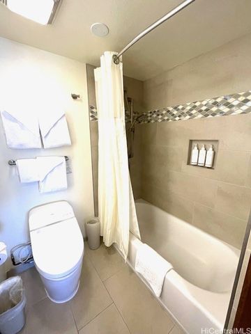 2470 Kalakaua Avenue 2401, Honolulu, HI 96815