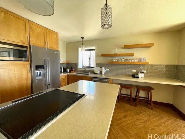 2470 Kalakaua Avenue 2401, Honolulu, HI 96815