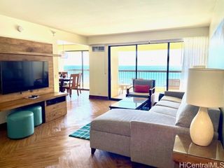 2470 Kalakaua Avenue 2401, Honolulu, HI 96815