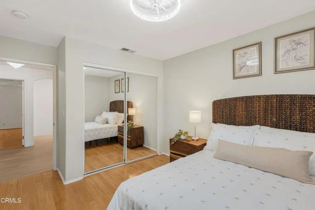146 Symphony Lane, Oak Park, CA 91377