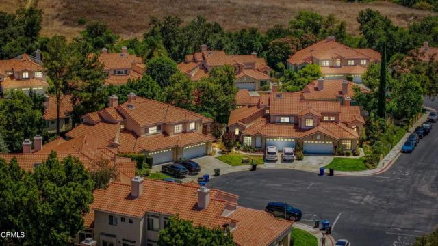 146 Symphony Lane, Oak Park, CA 91377